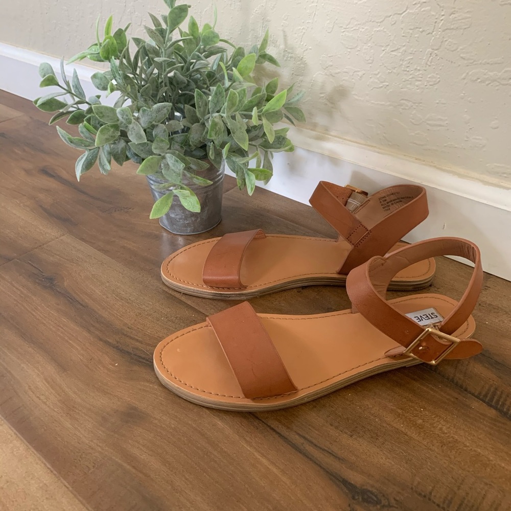 Worn once Steve Madden Sandels